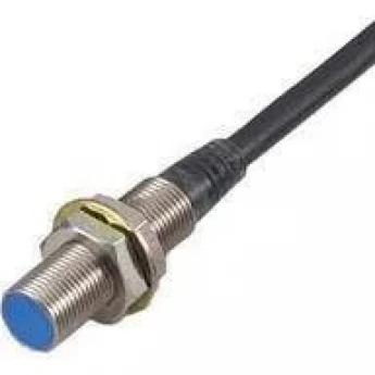 Индуктивный датчик KEYENCE EV-112M M12 DC экранированный EV-112M-323346