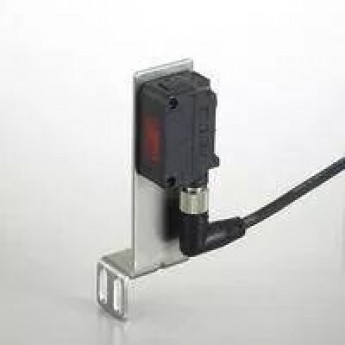 Кронштейн для бокового монтажа KEYENCE PZ-B24 PZ-B24-322891