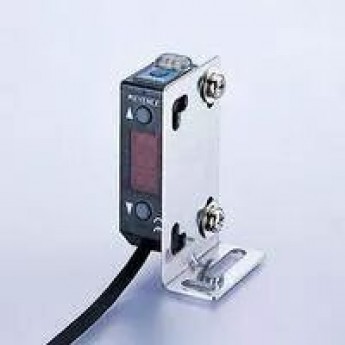 Монтажный кронштейн KEYENCE PZ-B701 для серии PZ-V/M PZ-B701-322980