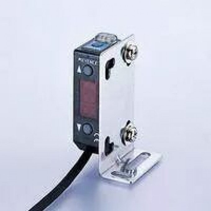 Монтажный кронштейн KEYENCE PZ-B701 для серии PZ-V/M PZ-B701-322980